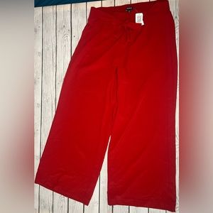 RED CREPE WIDE LEG